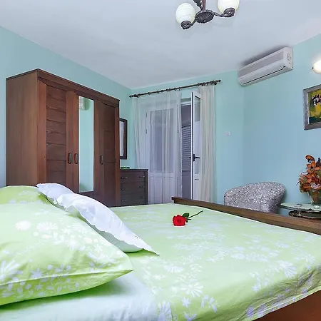 Lory Apartment Makarska