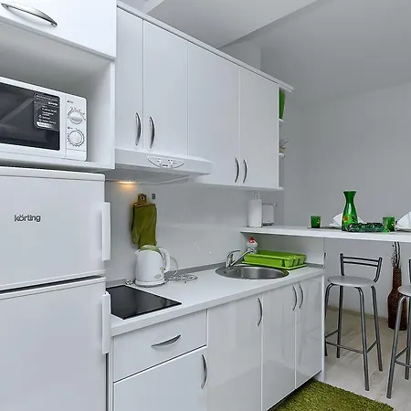 Lory Apartment Makarska